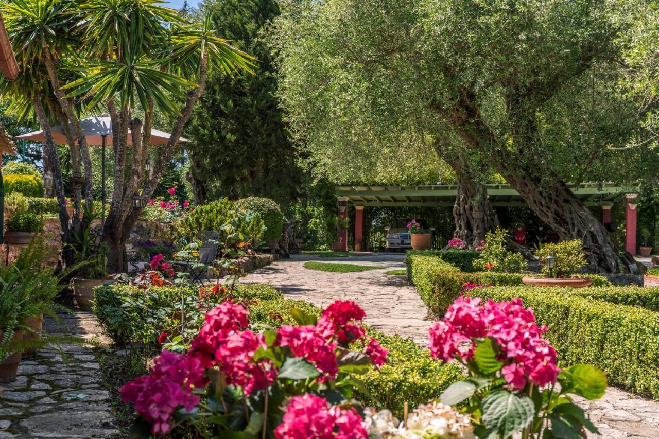 Triklino Estate Villa Áfra Eksteriør bilde